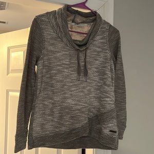 Women’s like new Calvin Klein performance wear gray Cowel neck top size small